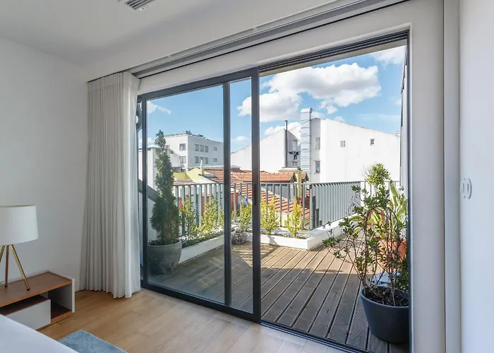 בית אירוח Luxury With Balcony And Shared In The Parque Eduardo Vii Area