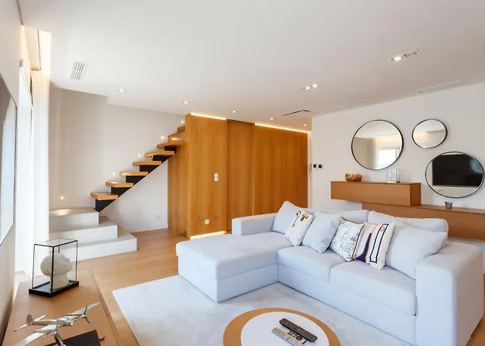 בית אירוח Luxury With Balcony And Shared In The Parque Eduardo Vii Area